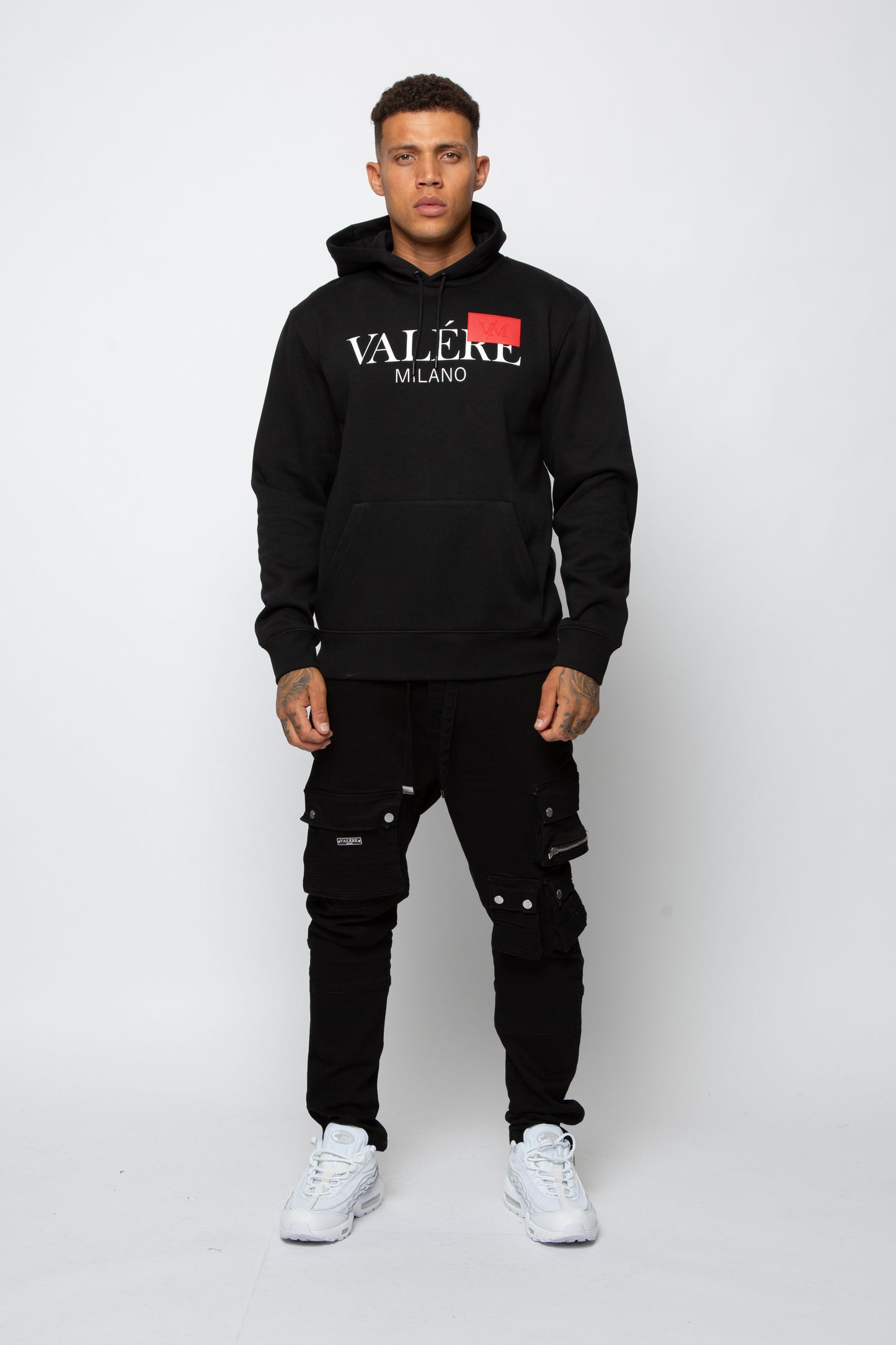 VENETO BLACK HOODIE