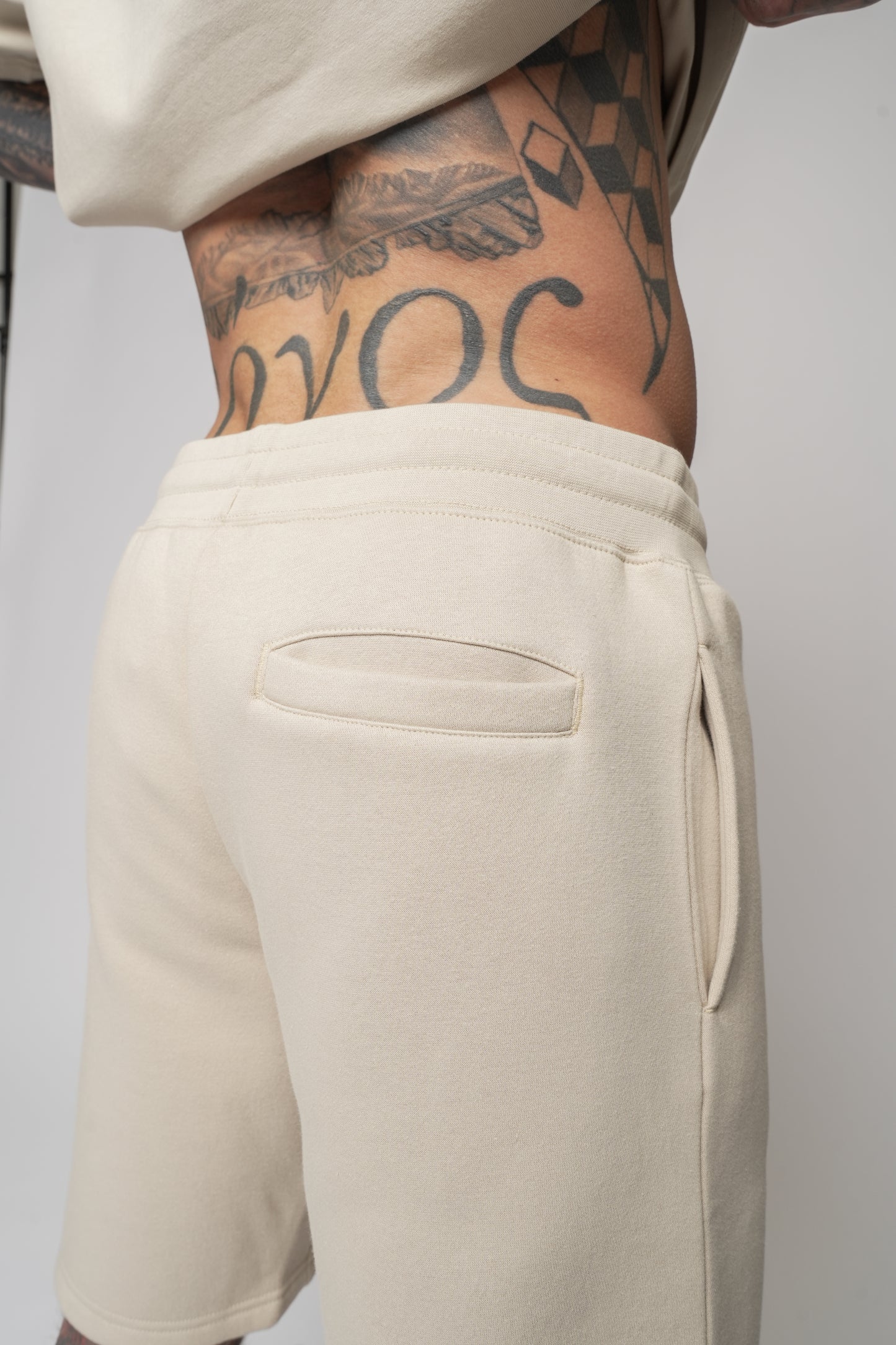 BARATZ STONE SHORT
