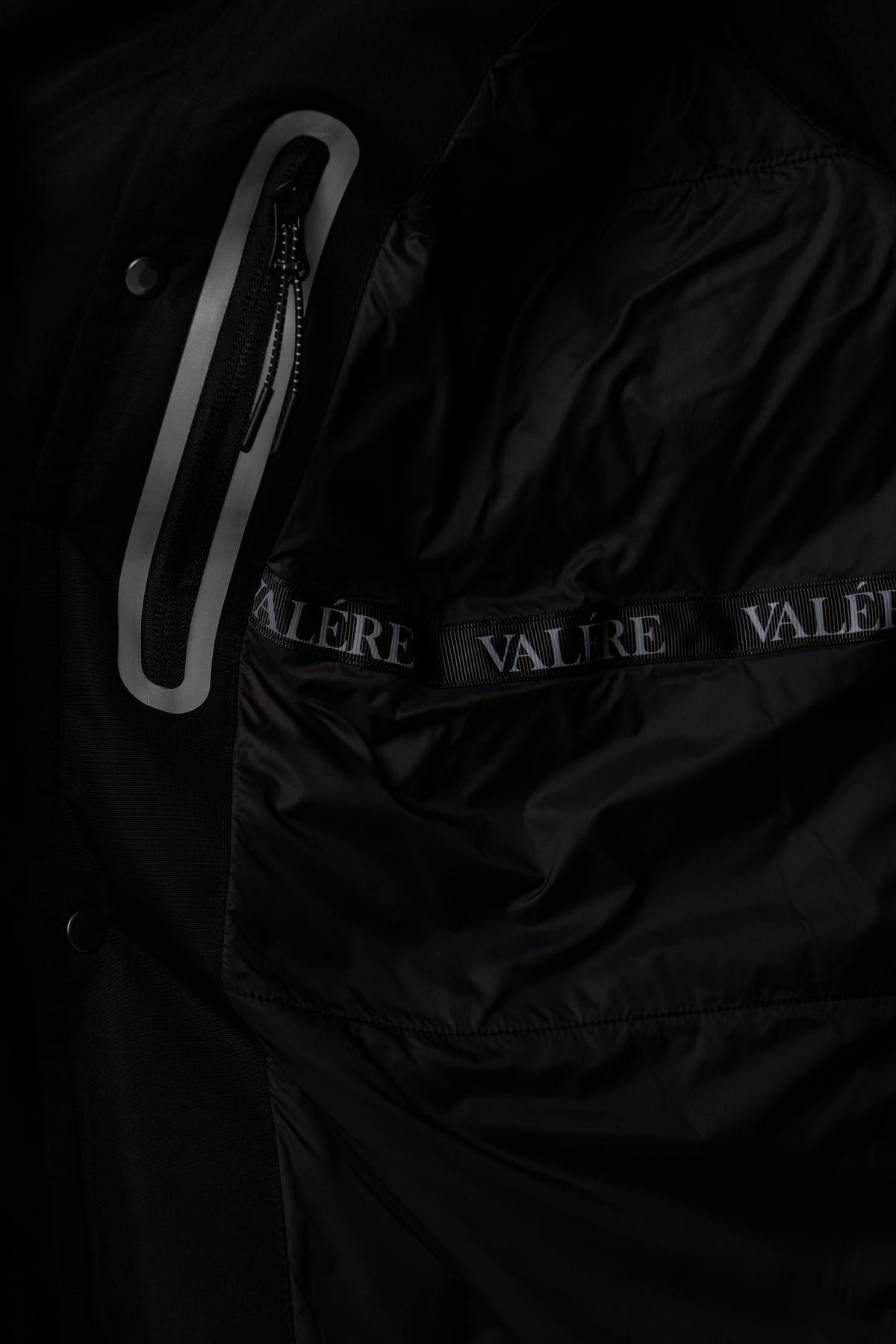 Tomeo Black Puffer Jacket