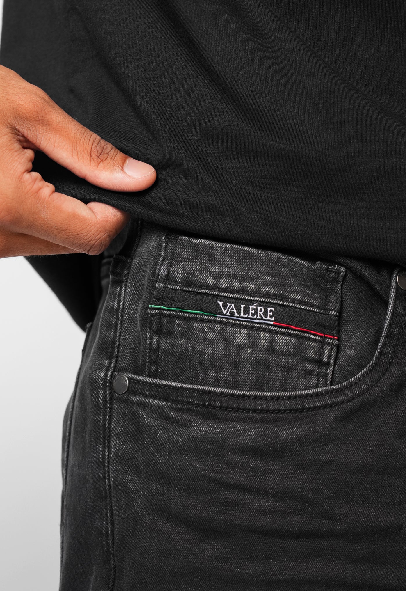 LUSSO BLACK JEAN