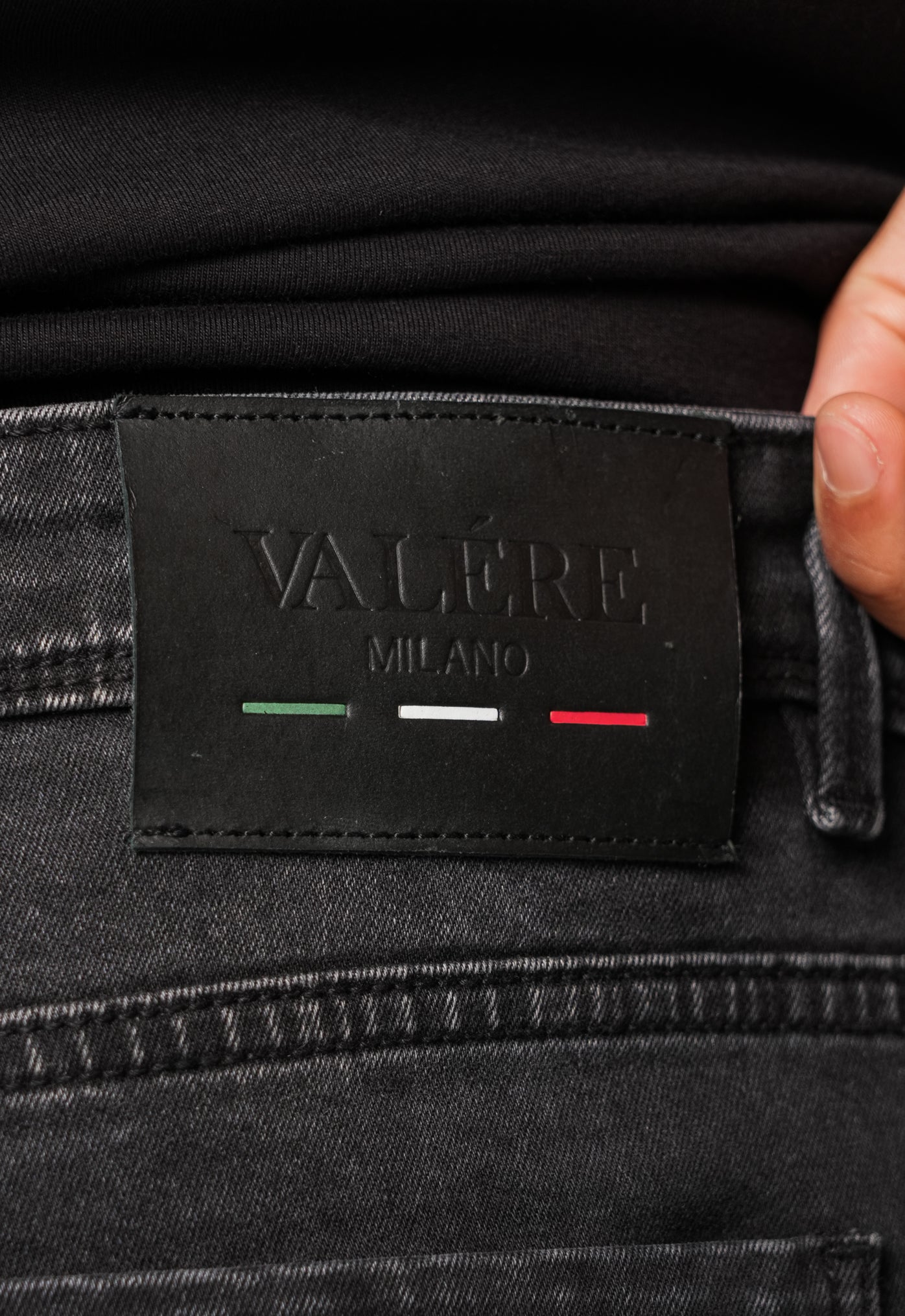 LUSSO BLACK JEAN