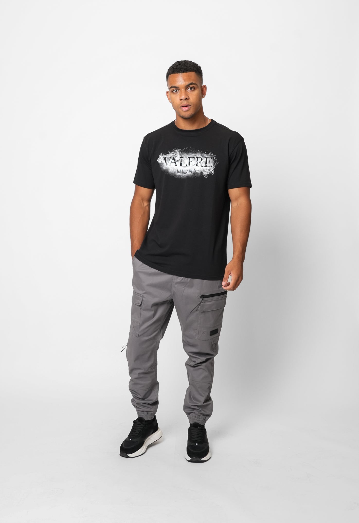 MOMENTO BLACK TEE