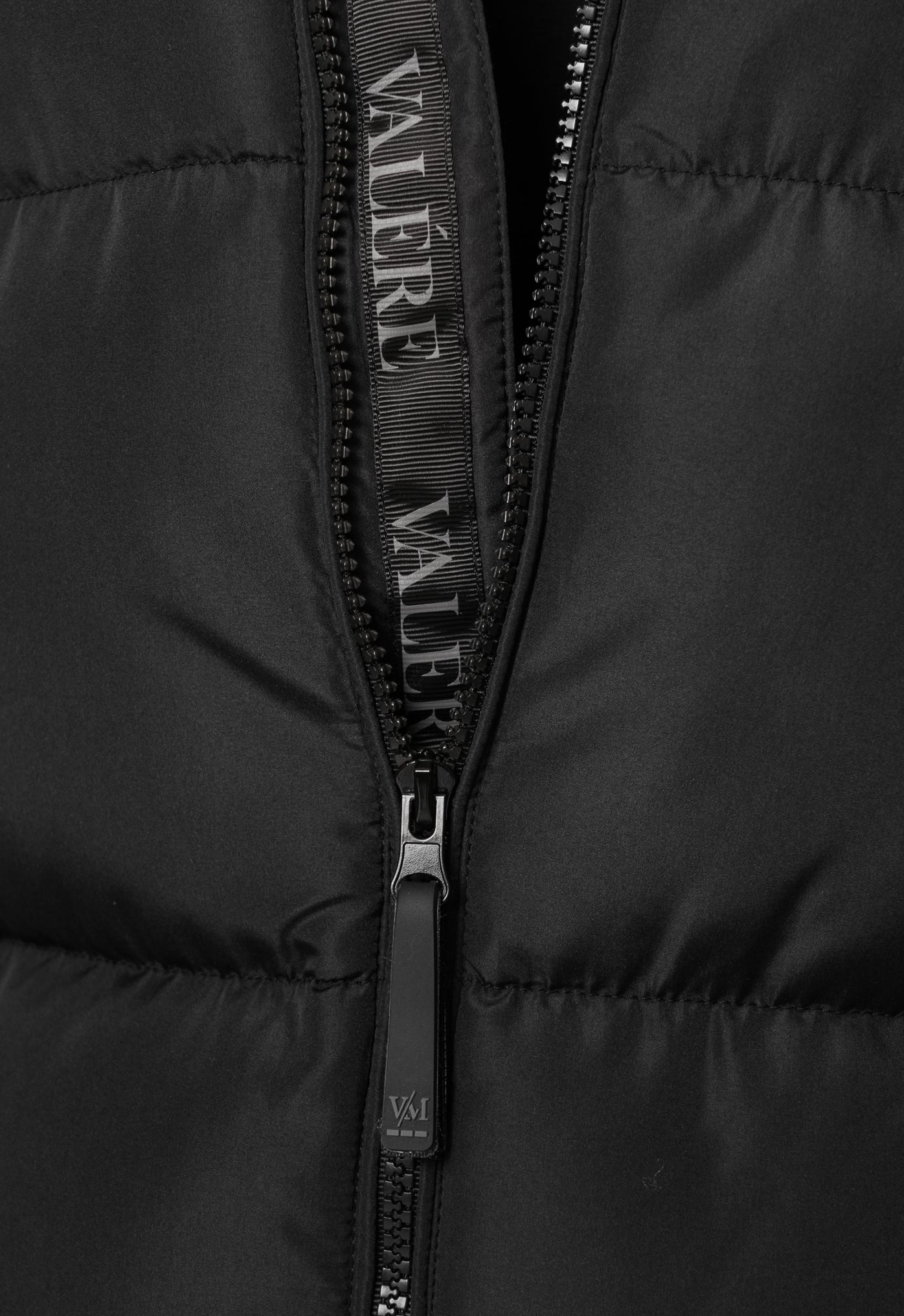 PUNTO BLACK PUFFA