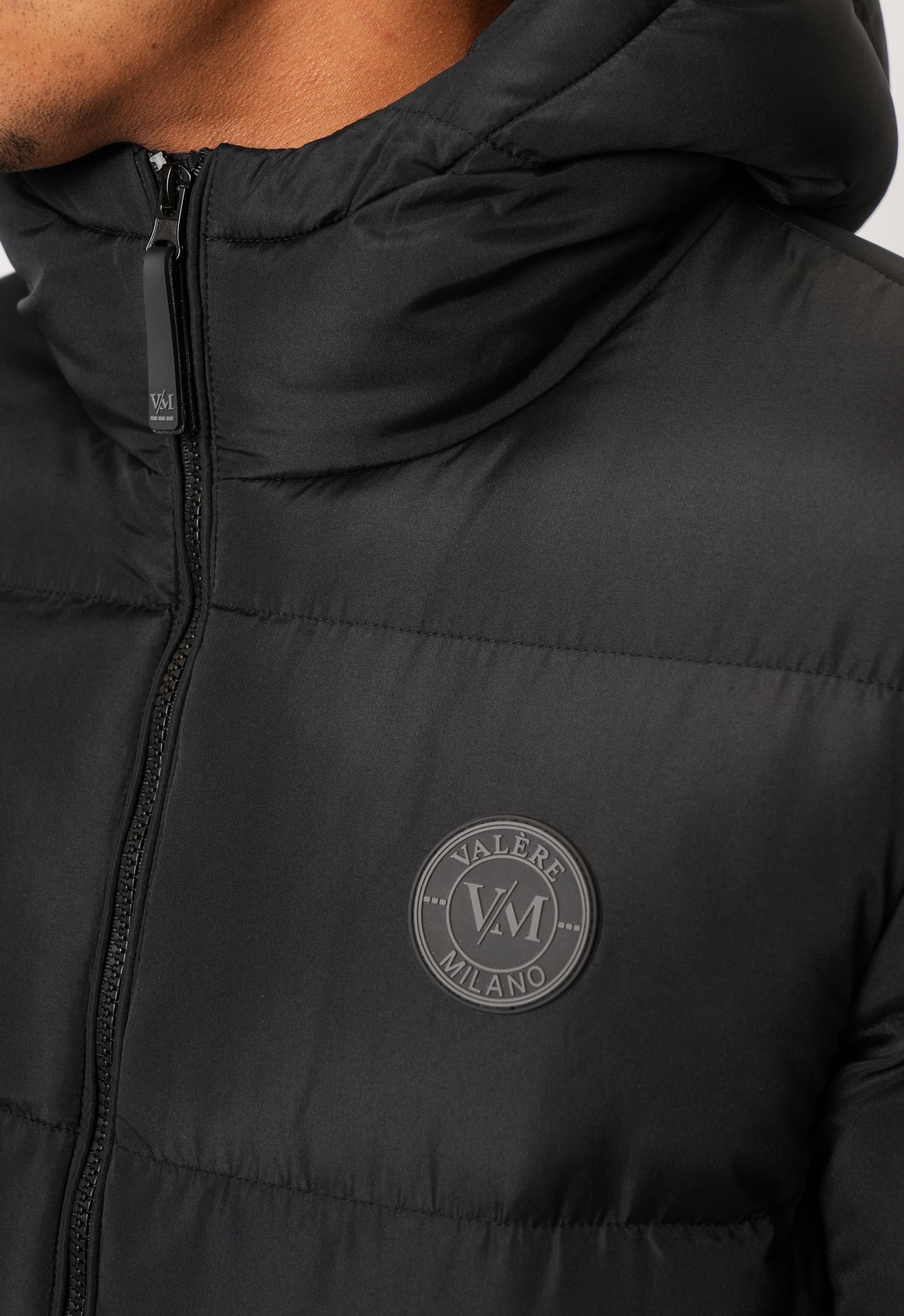 PUNTO BLACK PUFFA