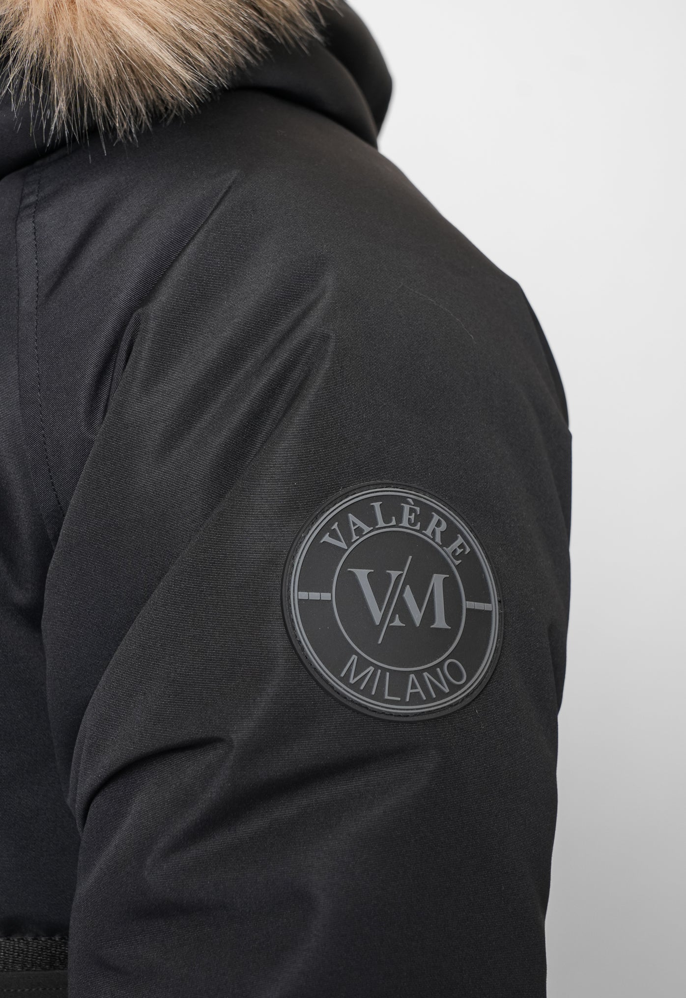 FLIGHT BLACK PARKA