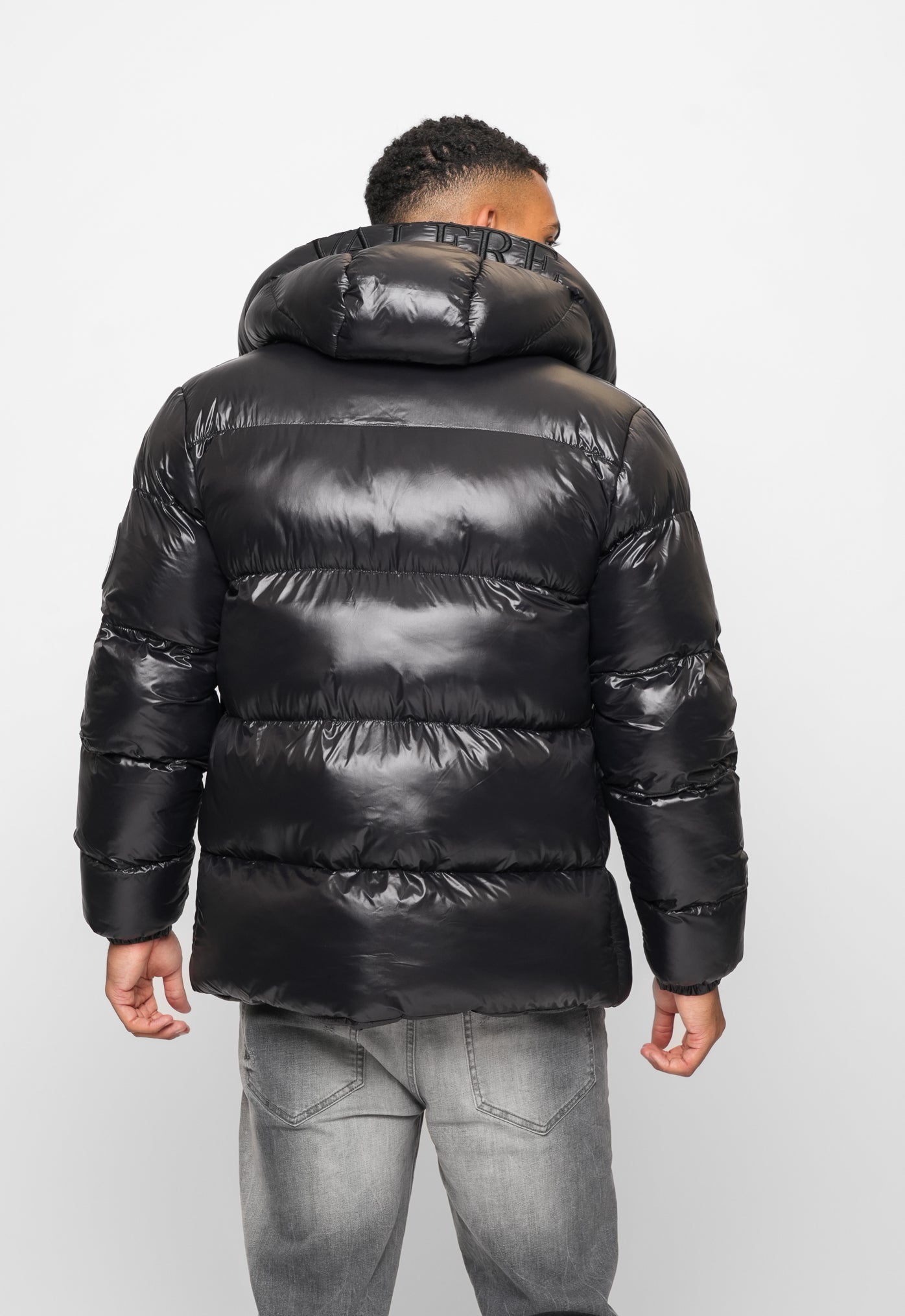 TOMEO BLACK PUFFA