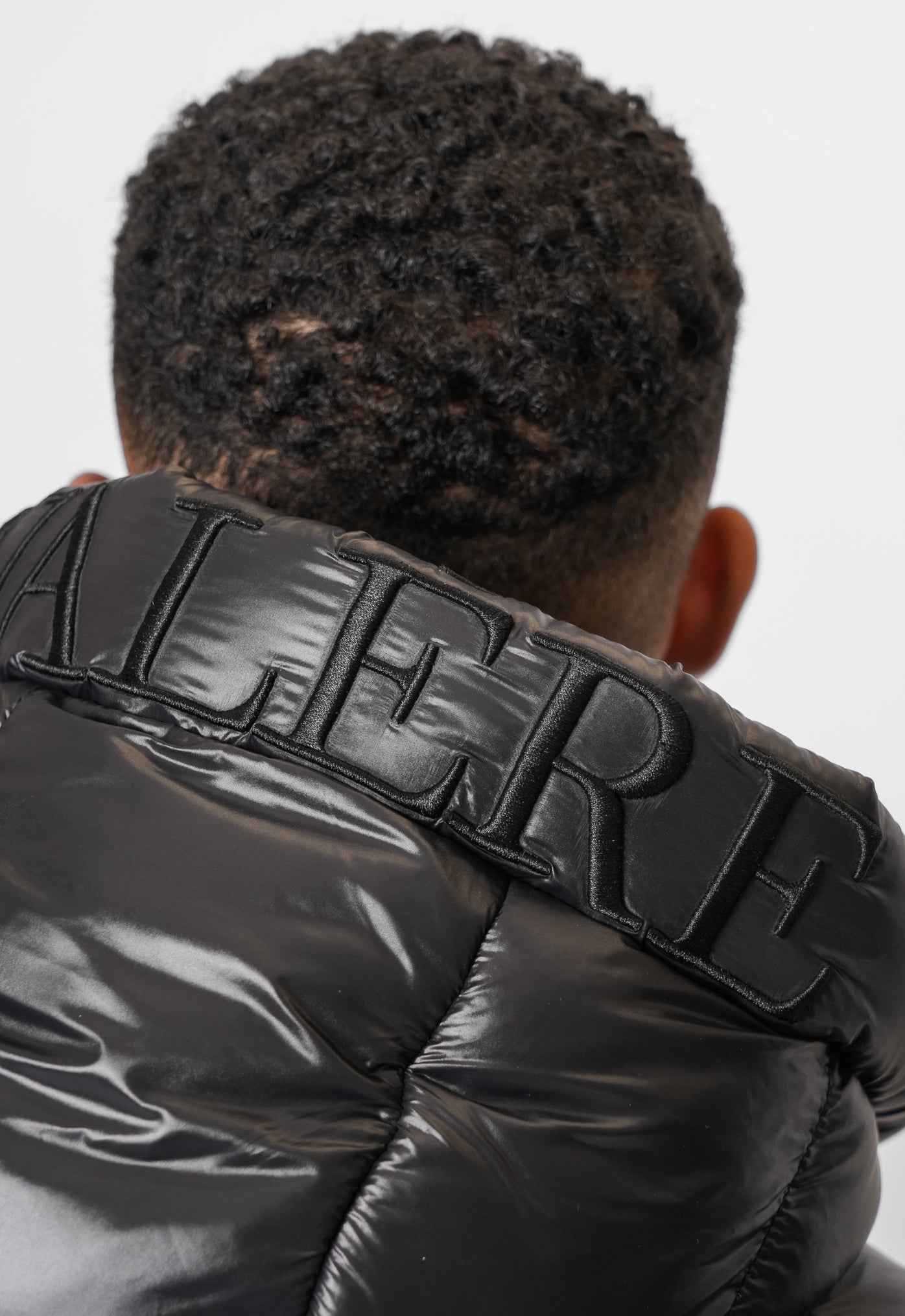 TOMEO BLACK PUFFA