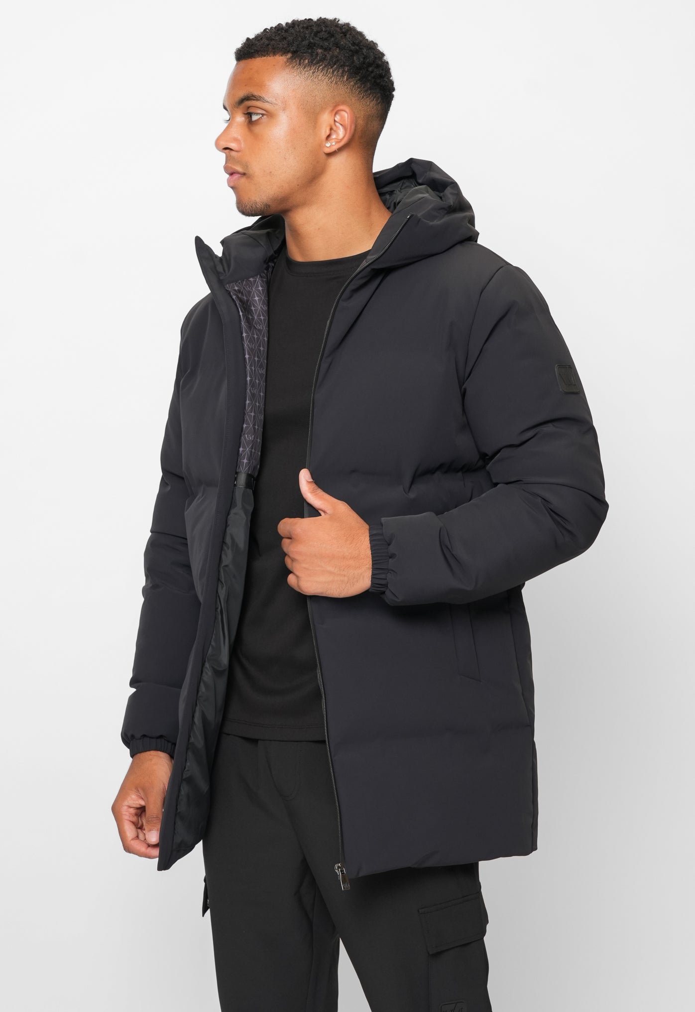CLEAN BLACK COAT