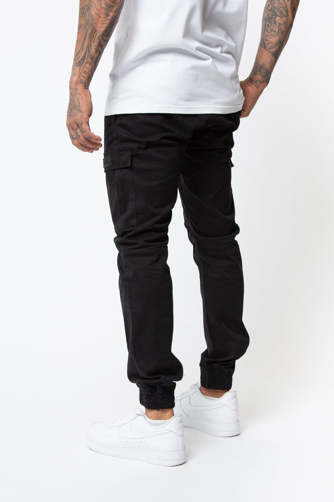 NUOVO BLACK CARGO