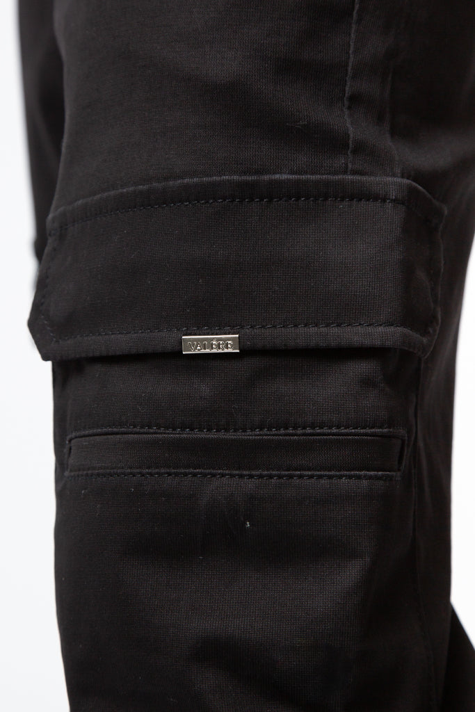 ARMANDO BLACK CARGO