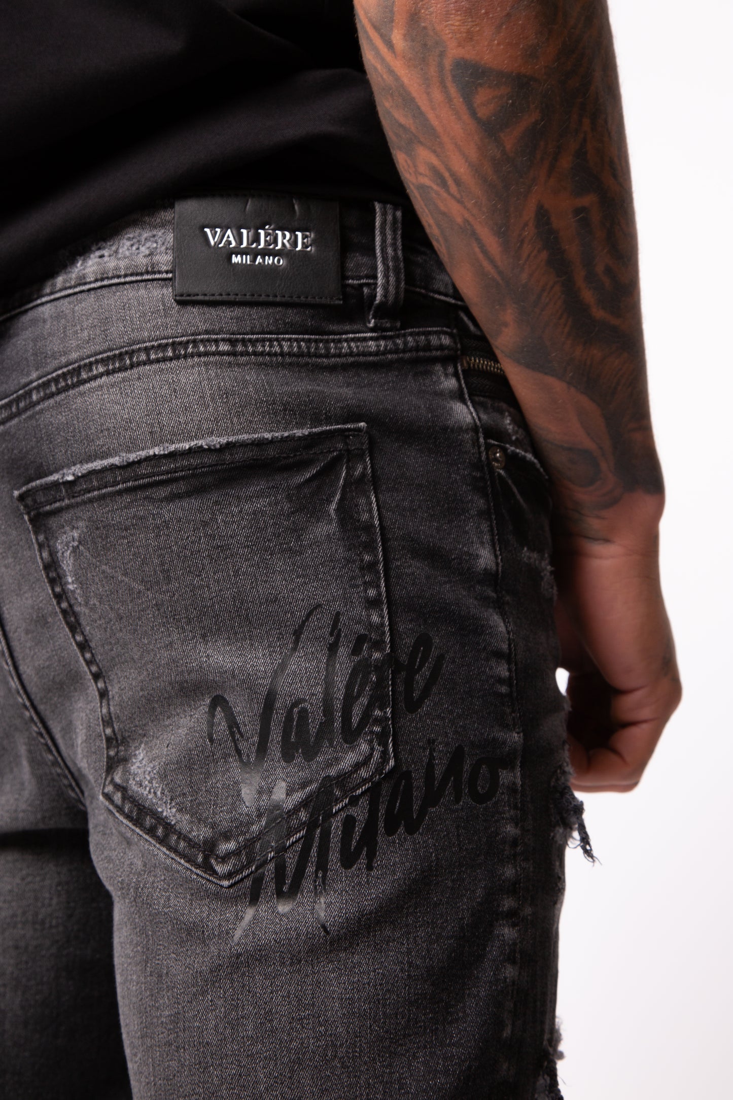 AMATO JEAN BLACK