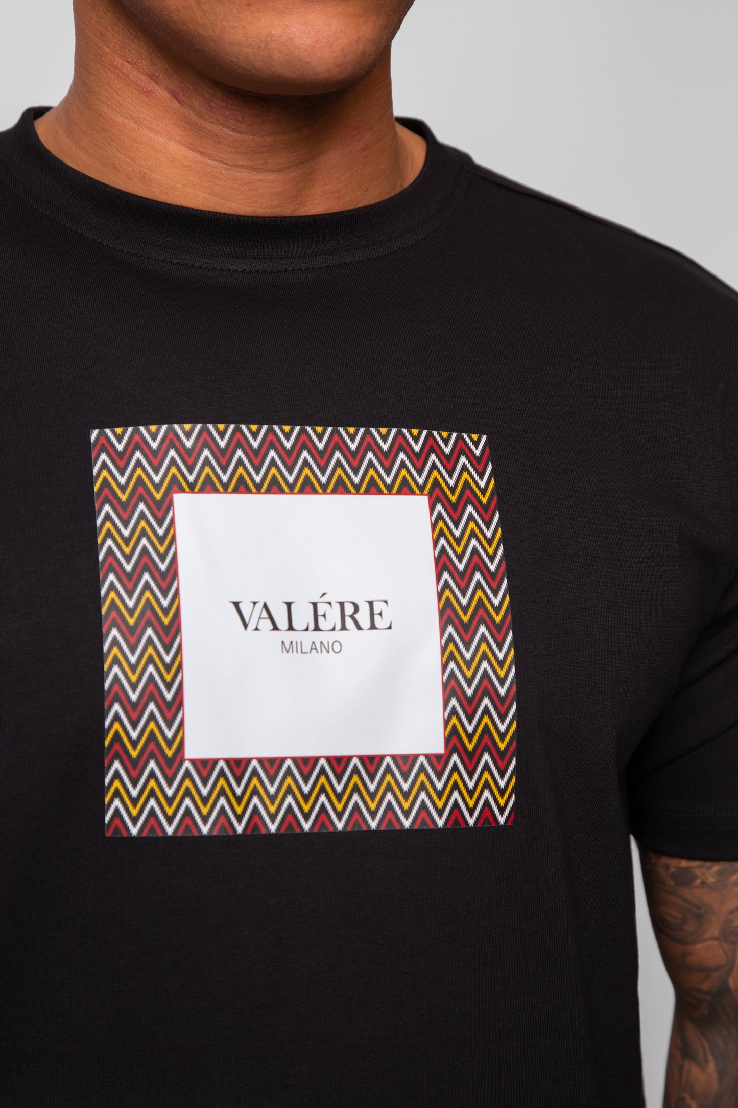 GIACINTO BLACK TEE