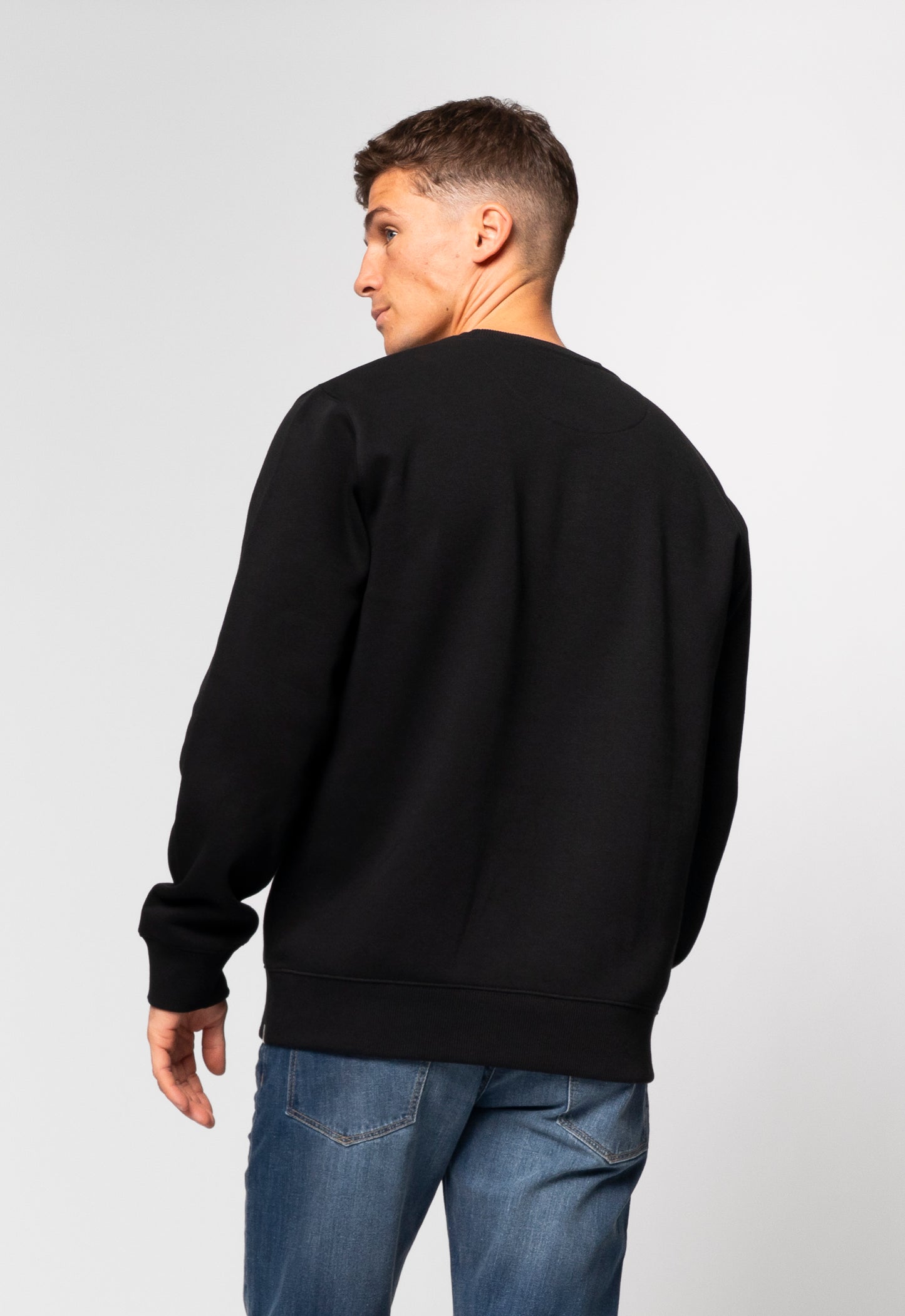 SCINTILLA BLACK CREW