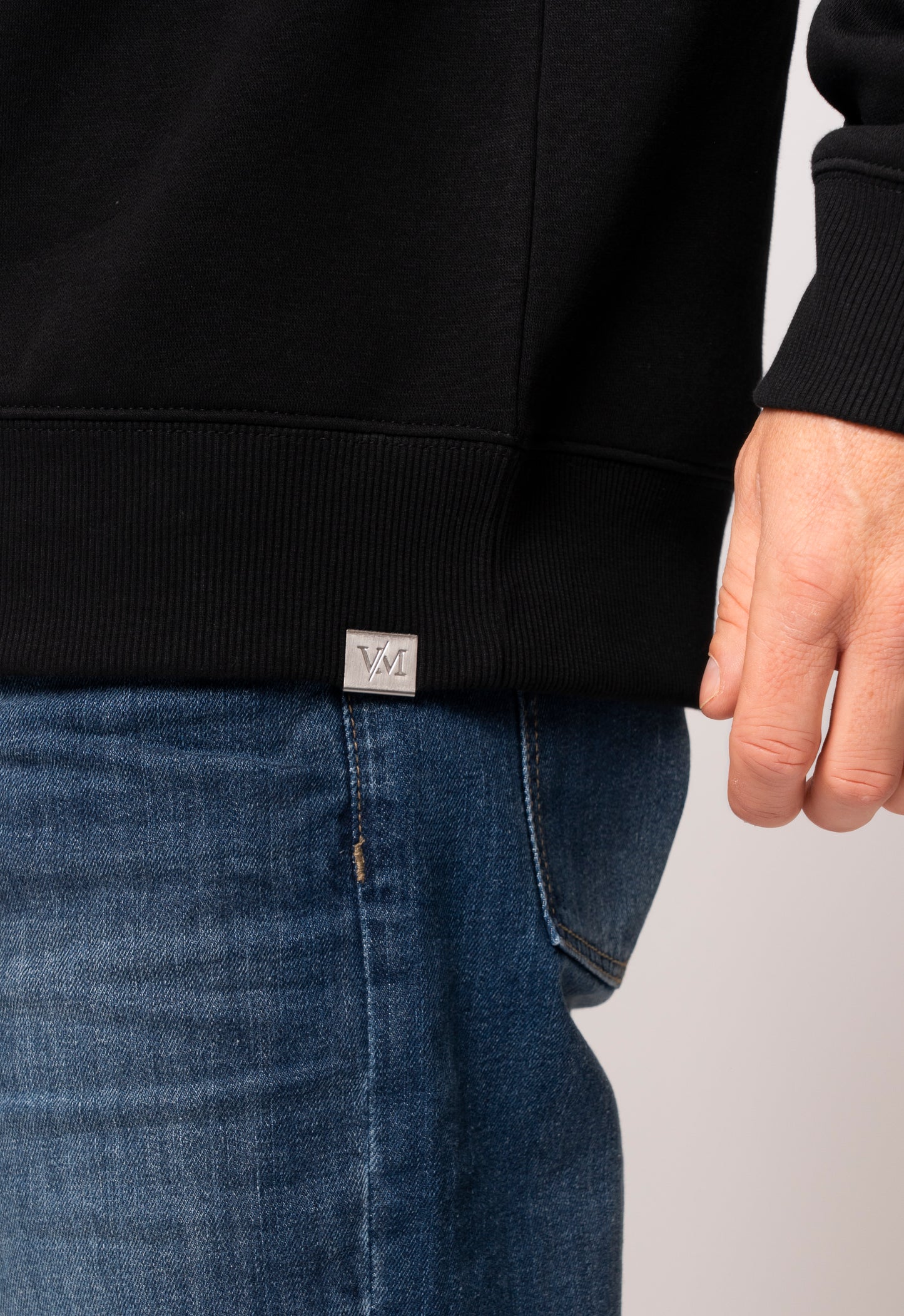 SCINTILLA BLACK CREW