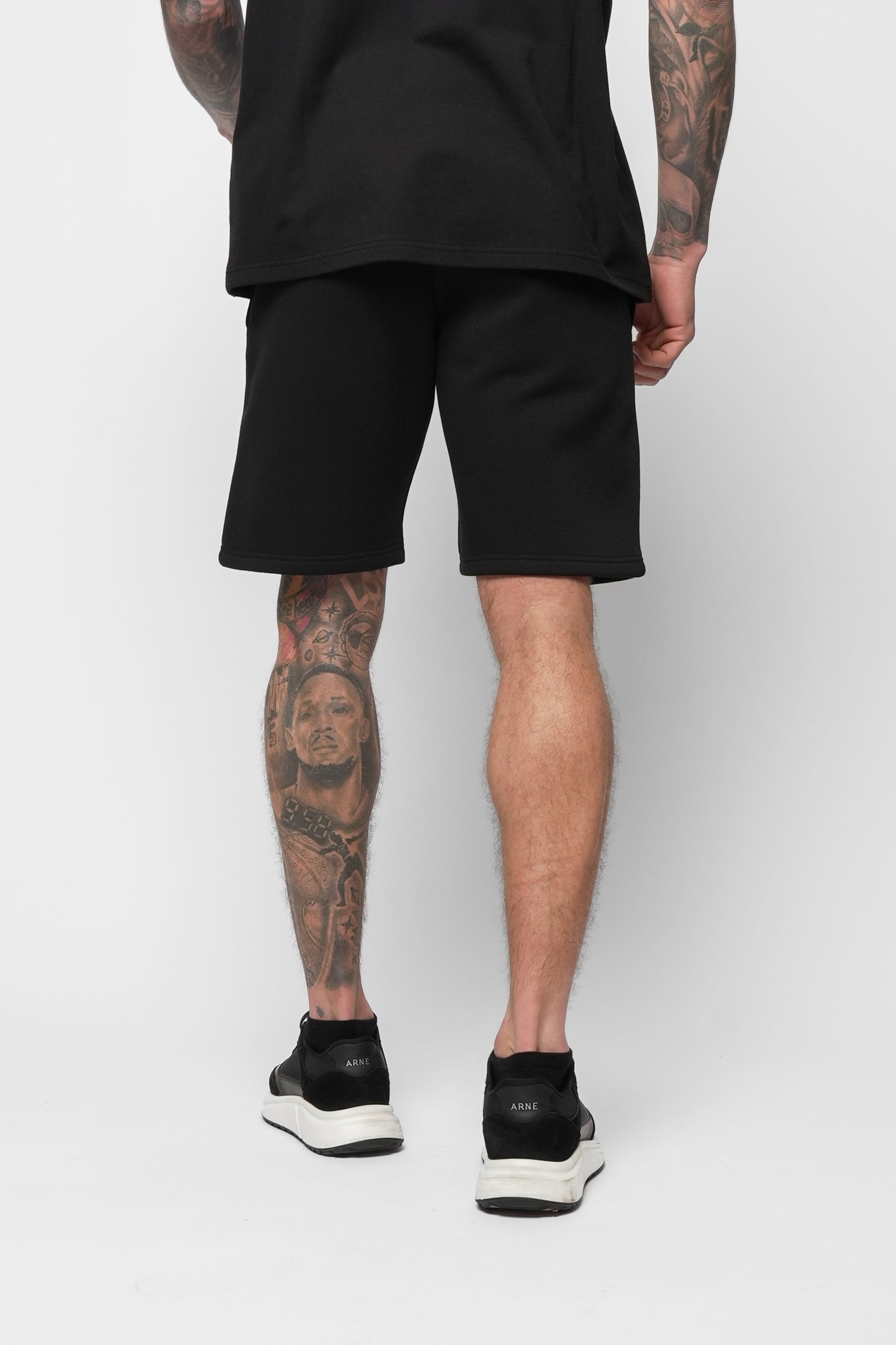 BARATZ BLACK SHORT