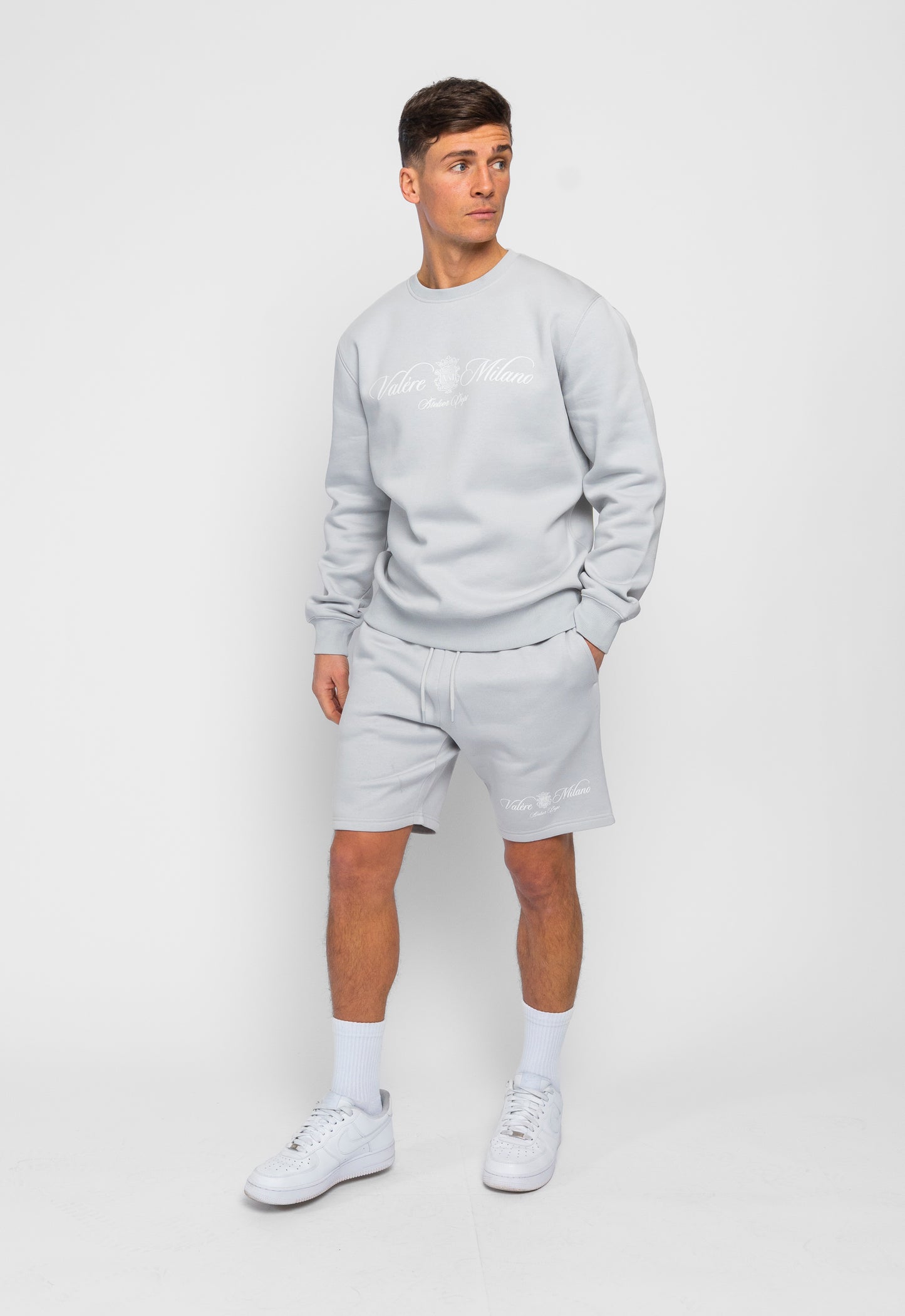 Devaro Grey Essentials Set (T-Shirt, Short & Sweatshirt)