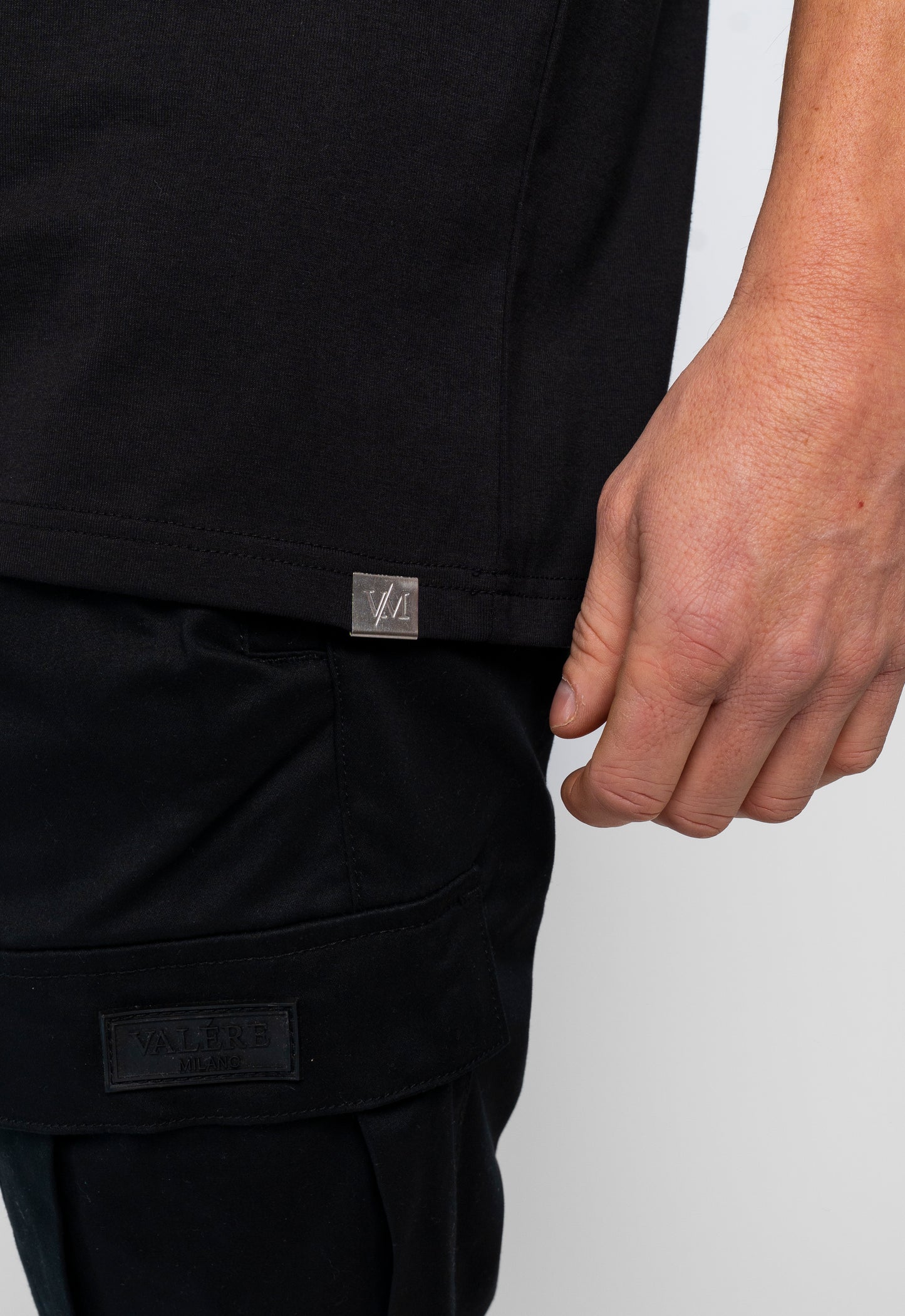 NUOVO BLACK CARGO