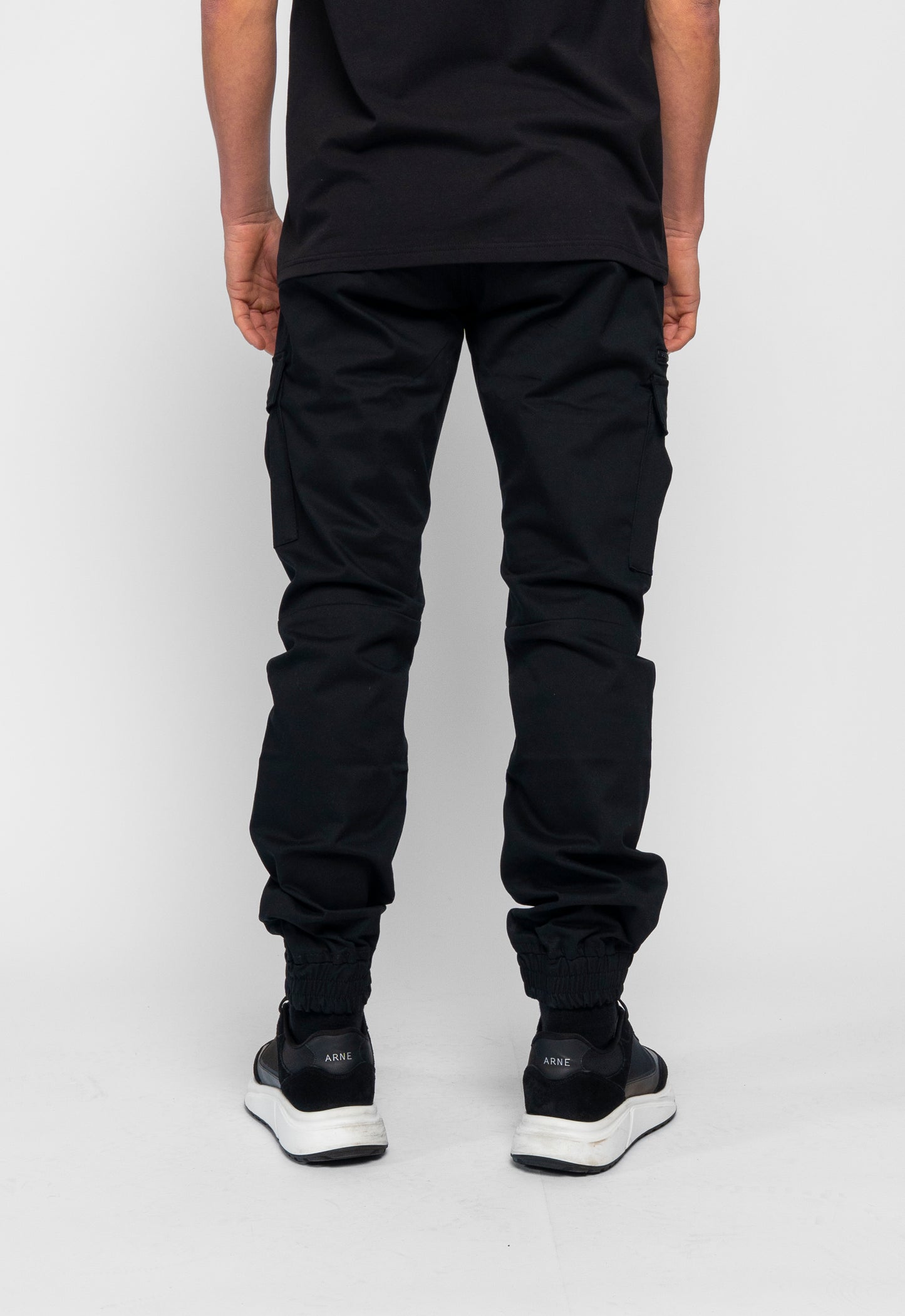 NUOVO BLACK CARGO