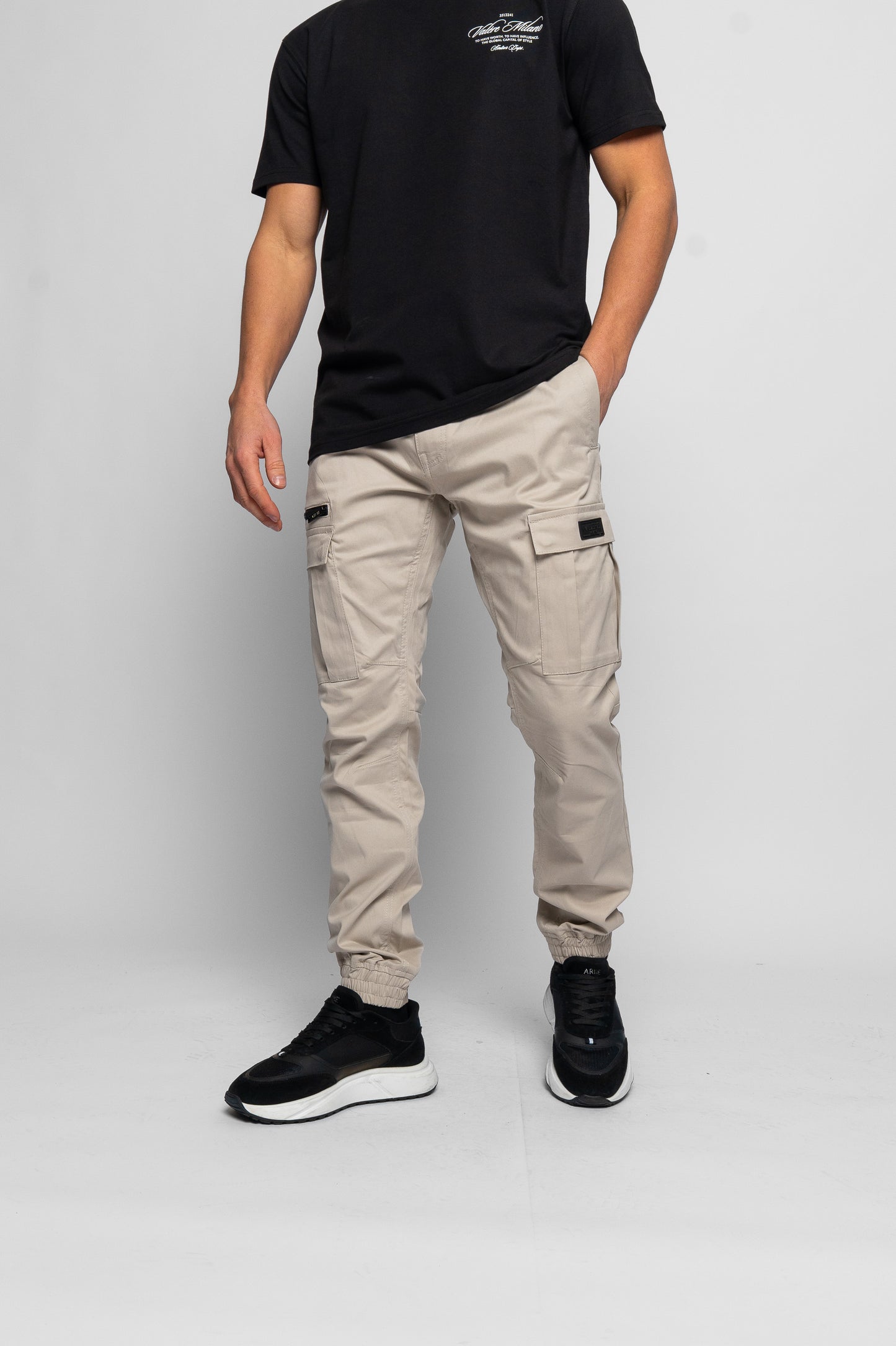 NUOVO STONE CARGO