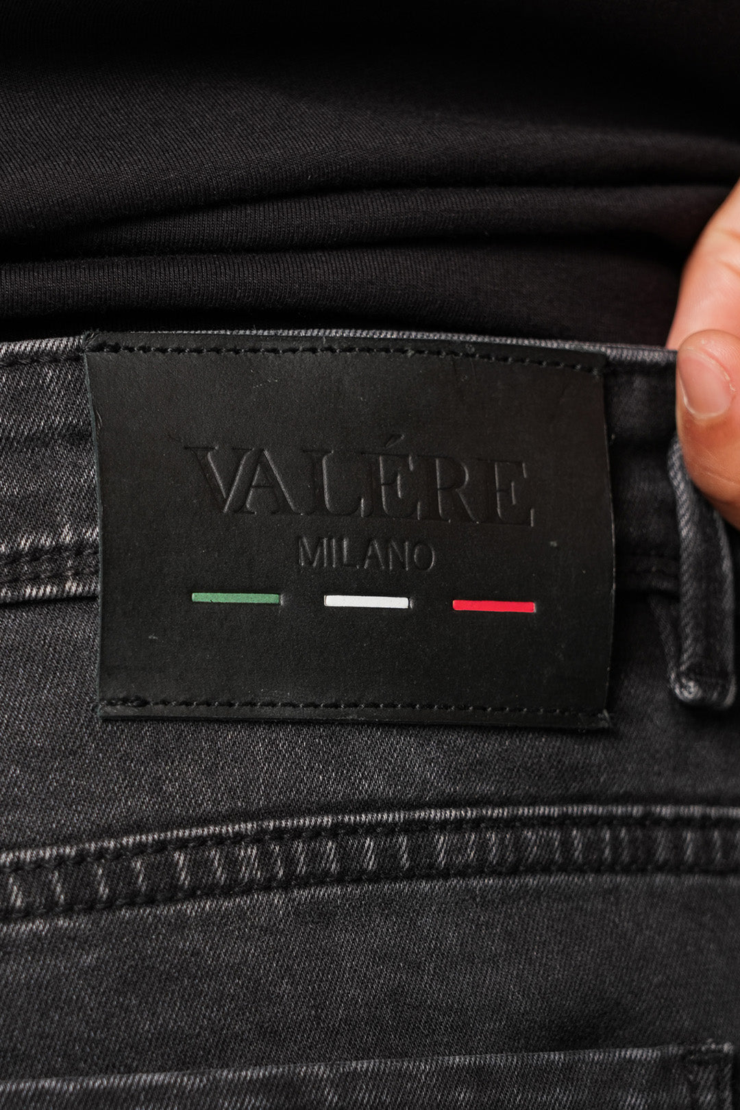 LUSSO BLACK JEAN