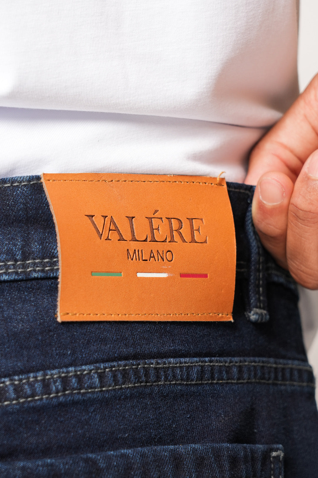 LUSSO BLUE BLACK JEAN