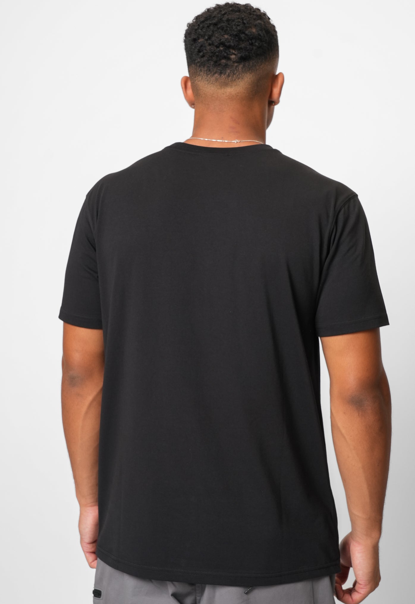MOMENTO BLACK TEE