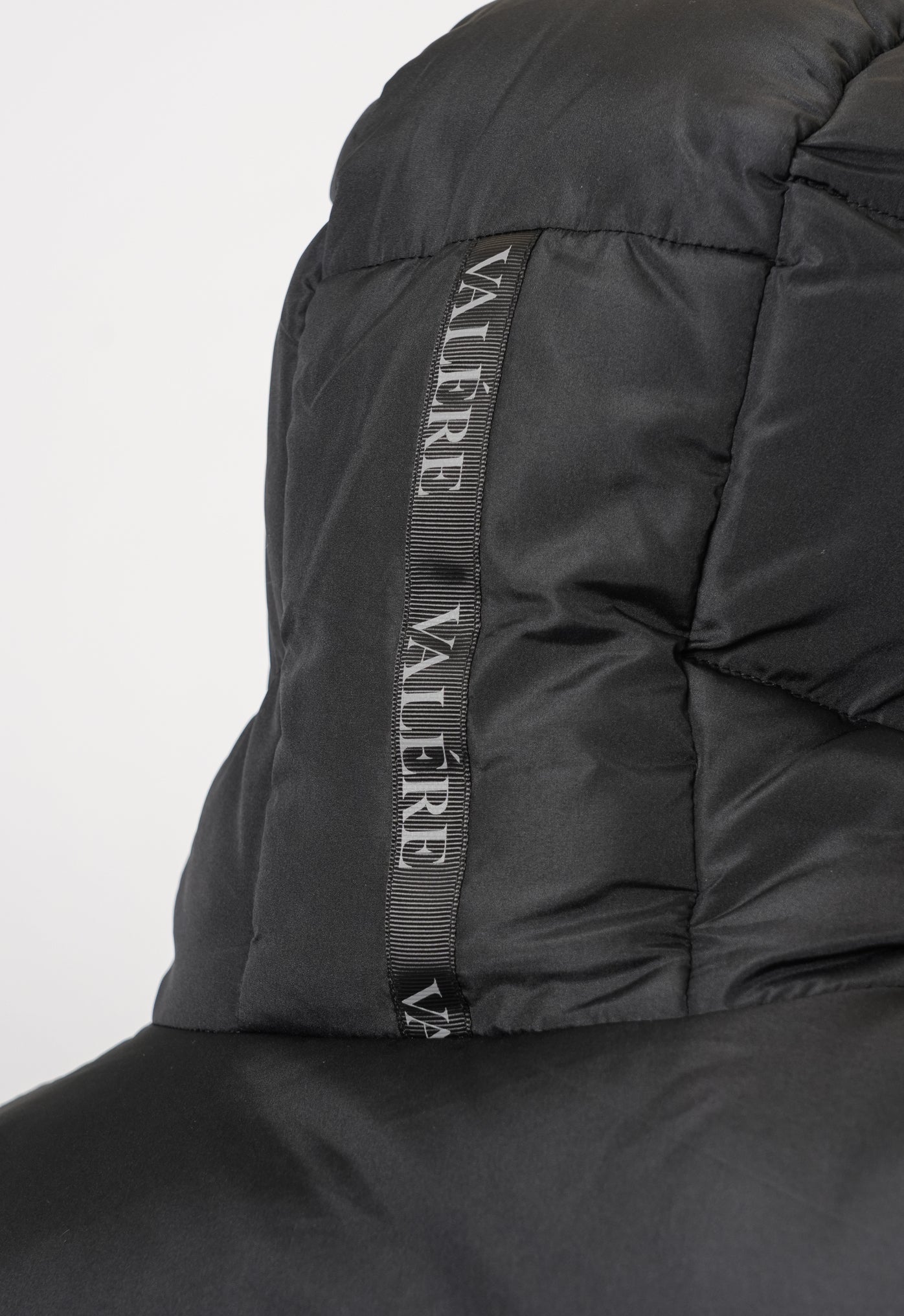 PUNTO BLACK PUFFA