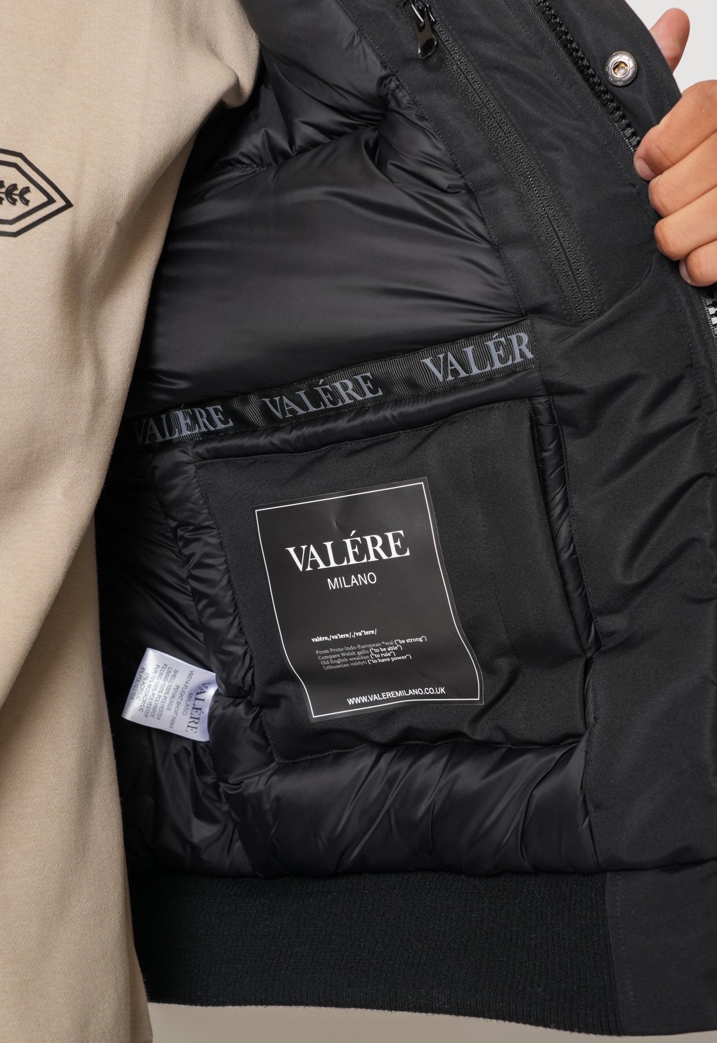 FLIGHT BLACK PARKA