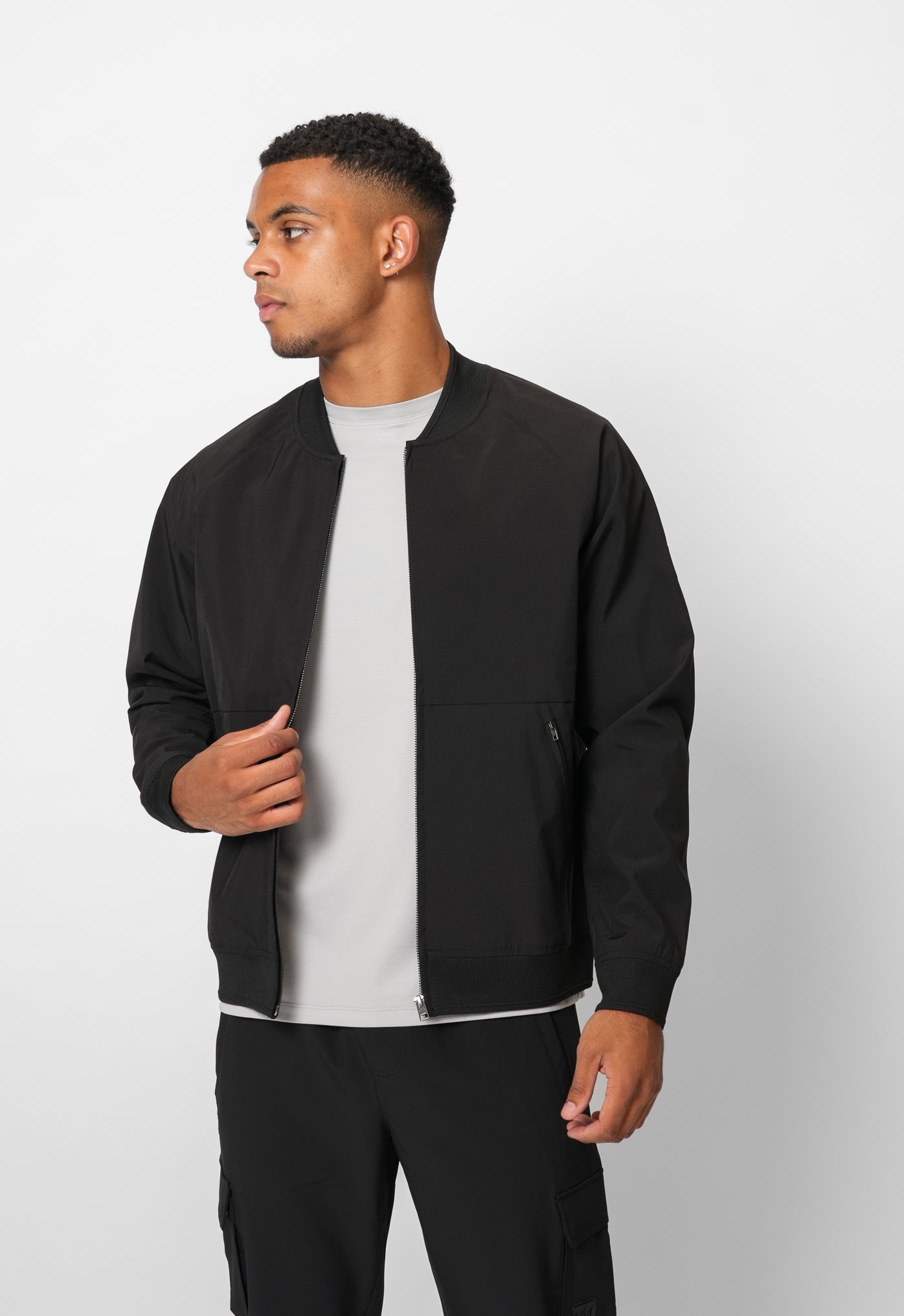 LUXE BLACK BOMBER