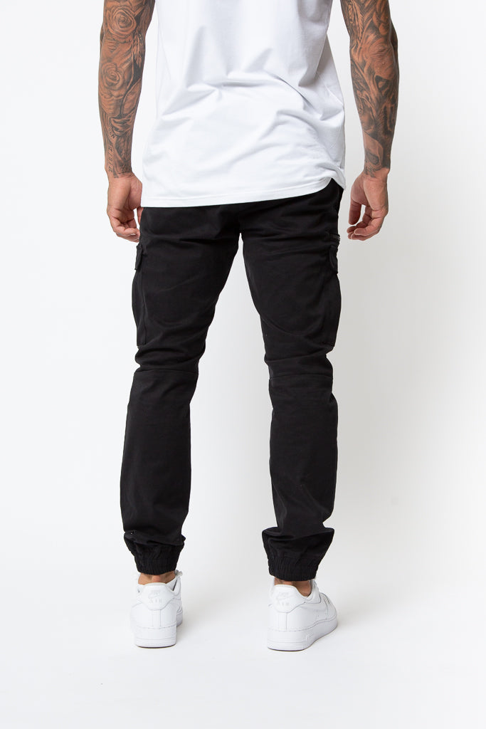 NUOVO BLACK CARGO
