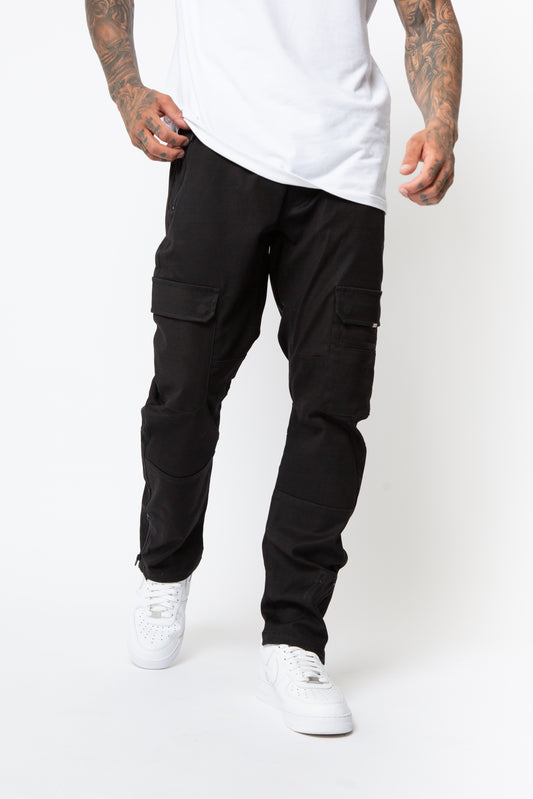 ARMANDO BLACK CARGO