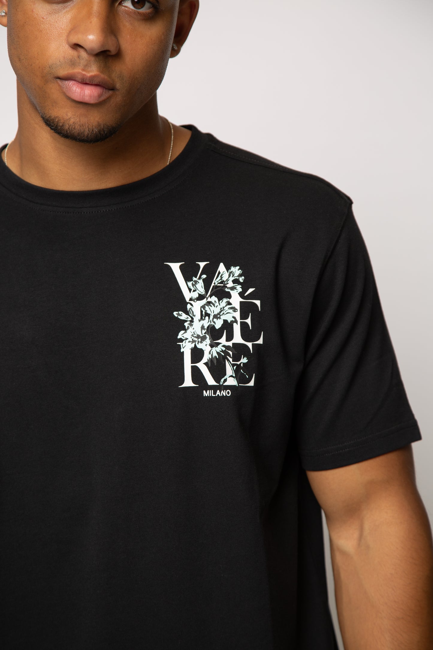 LOCANDA TEE BLACK