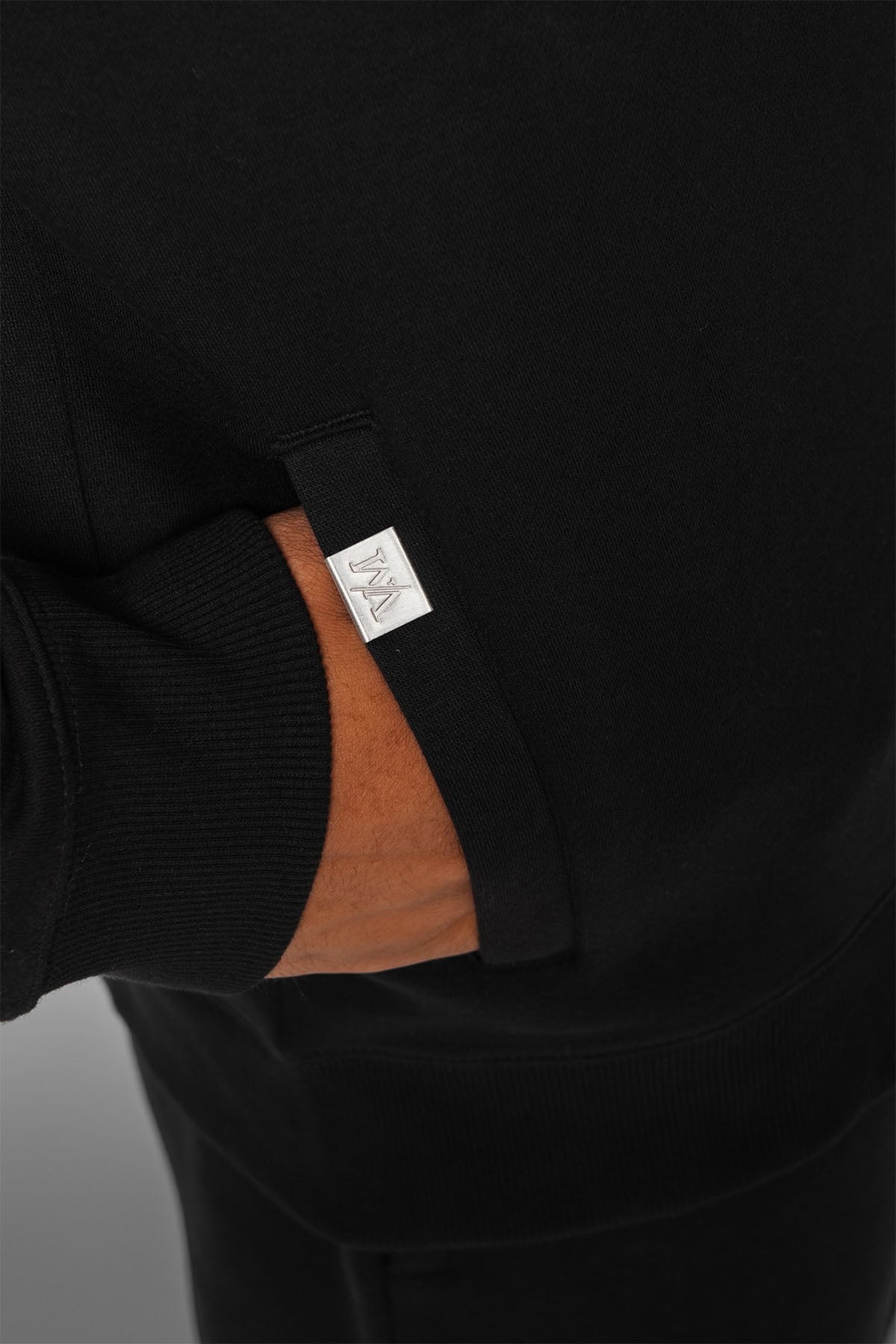 MONTE BLACK ZIP HOODIE