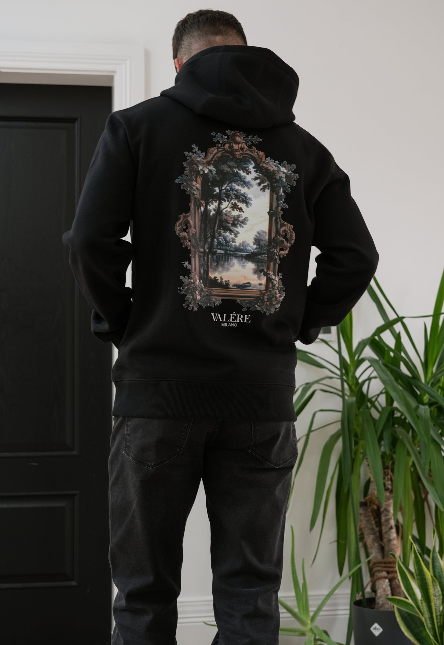 INCANTO BLACK HOODIE
