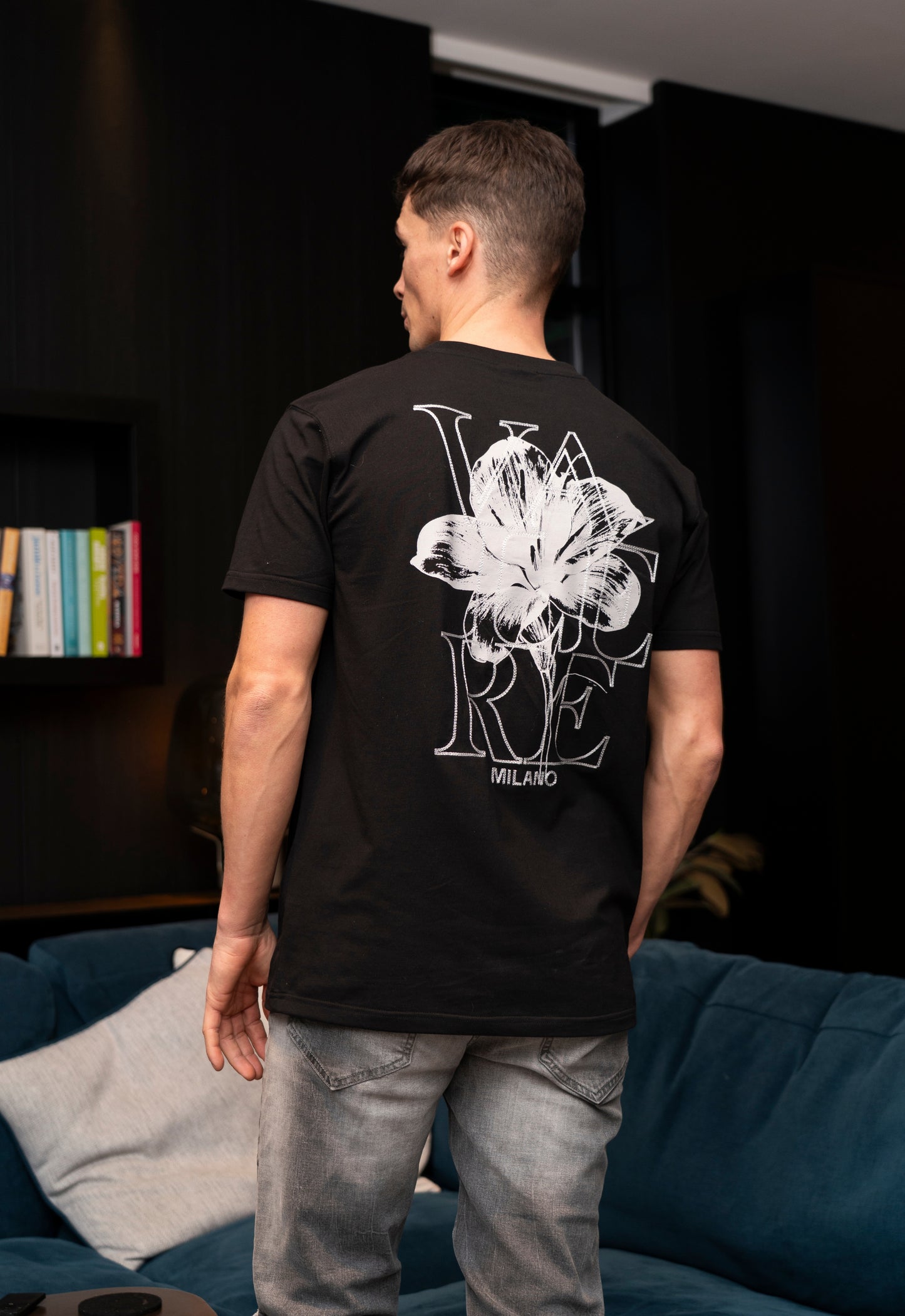CAPANNE BLACK TEE