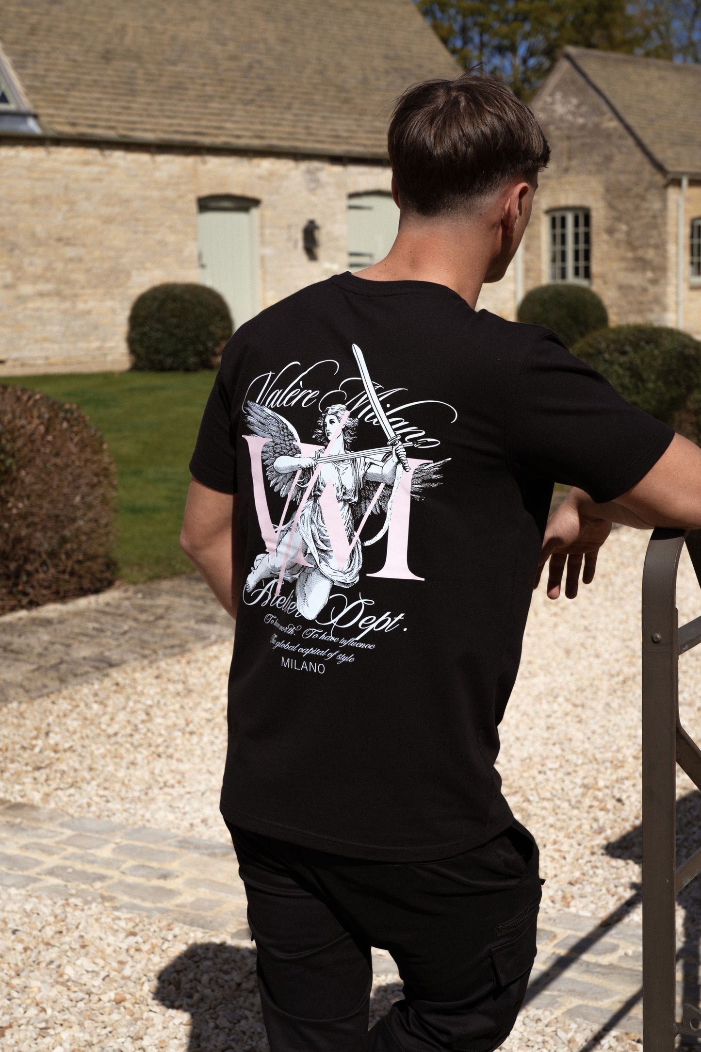 Vita Black T-Shirt